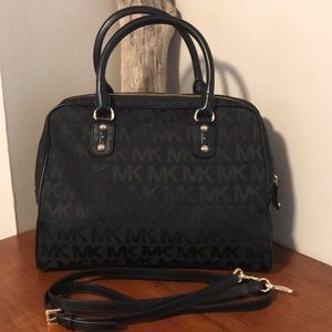 🌿 MICHAEL KORS black fabric satchel